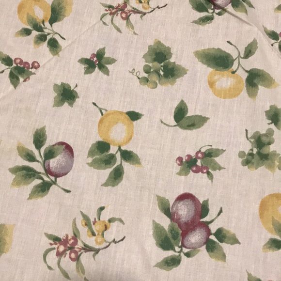 GUC vintage circle cloth tablecloth - Picture 2 of 2